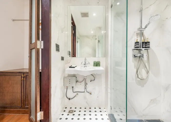 Cherie Boutique Hotel