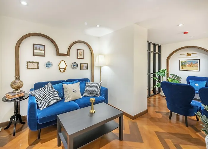 Cherie Boutique Hotel 4*